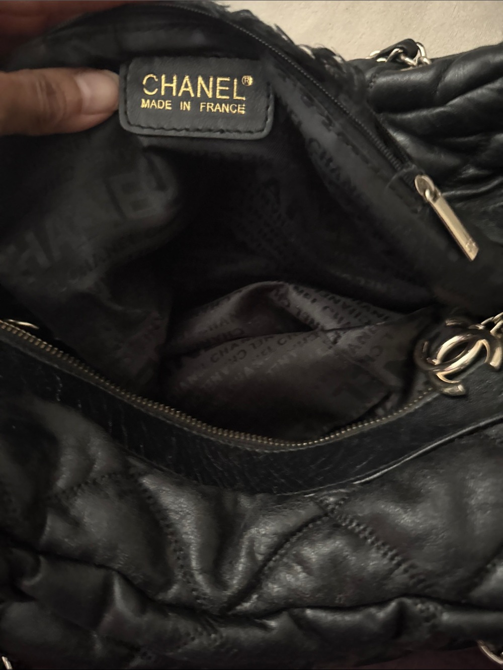 Quilted Leather Handbag - Picture 4 of 6